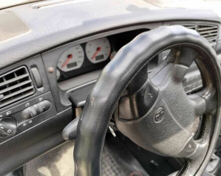 Синий Фольксваген Венто, объемом двигателя 1.8 л и пробегом 235 тыс. км за 2800 $, фото 4 на Automoto.ua