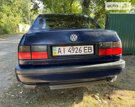 Синій Фольксваген Венто, об'ємом двигуна 1.8 л та пробігом 173 тис. км за 2700 $, фото 1 на Automoto.ua