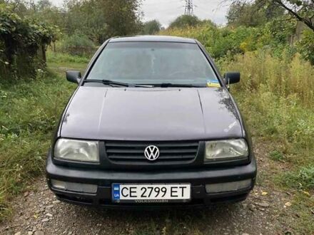 Фольксваген Венто 1994 в Черновцах на Automoto.ua Синий Фольксваген Венто, объемом двигателя 1.8 л и пробегом 256 тыс. км за 1950 $, фото 1 на Automoto.ua