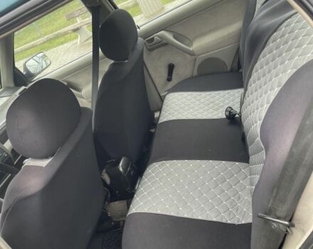 Зелений Фольксваген Венто, об'ємом двигуна 1.6 л та пробігом 110 тис. км за 1400 $, фото 6 на Automoto.ua