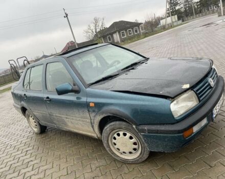 Зелений Фольксваген Венто, об'ємом двигуна 1.6 л та пробігом 110 тис. км за 1400 $, фото 2 на Automoto.ua