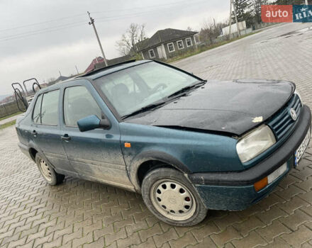 Зеленый Фольксваген Венто, объемом двигателя 1.6 л и пробегом 110 тыс. км за 1400 $, фото 6 на Automoto.ua