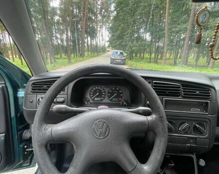 Зелений Фольксваген Венто, об'ємом двигуна 1.78 л та пробігом 306 тис. км за 2000 $, фото 16 на Automoto.ua