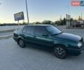 Зеленый Фольксваген Венто, объемом двигателя 1.6 л и пробегом 358 тыс. км за 2100 $, фото 1 на Automoto.ua