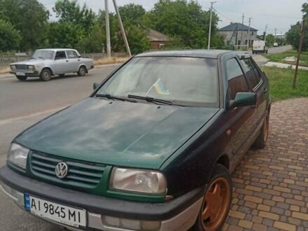 Фольксваген Венто 1997 в Яготине на Automoto.ua Зеленый Фольксваген Венто, объемом двигателя 1.6 л и пробегом 229 тыс. км за 2300 $, фото 1 на Automoto.ua