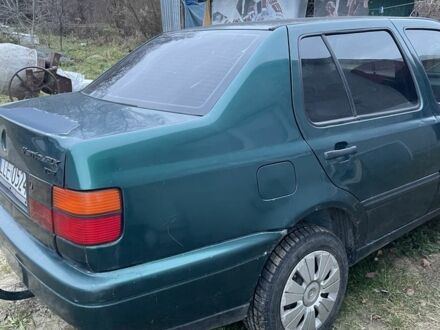 Фольксваген Венто 1998 у Яворове на Automoto.ua Зелений Фольксваген Венто, об'ємом двигуна 1.9 л та пробігом 400 тис. км за 800 $, фото 1 на Automoto.ua