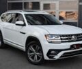 Белый Фольксваген Atlas, объемом двигателя 3.6 л и пробегом 99 тыс. км за 27900 $, фото 1 на Automoto.ua