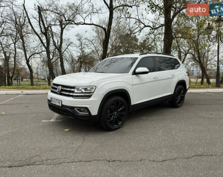 Білий Фольксваген Atlas, об'ємом двигуна 3.6 л та пробігом 120 тис. км за 21000 $, фото 2 на Automoto.ua