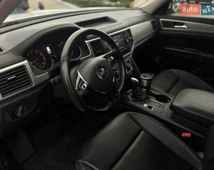 Білий Фольксваген Atlas, об'ємом двигуна 3.6 л та пробігом 111 тис. км за 21400 $, фото 12 на Automoto.ua