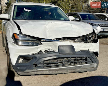Білий Фольксваген Atlas, об'ємом двигуна 2 л та пробігом 191 тис. км за 10950 $, фото 4 на Automoto.ua
