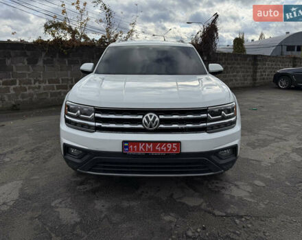 Белый Фольксваген Atlas, объемом двигателя 3.6 л и пробегом 171 тыс. км за 15200 $, фото 1 на Automoto.ua