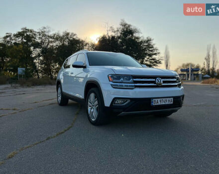 Белый Фольксваген Atlas, объемом двигателя 3.6 л и пробегом 98 тыс. км за 25500 $, фото 28 на Automoto.ua