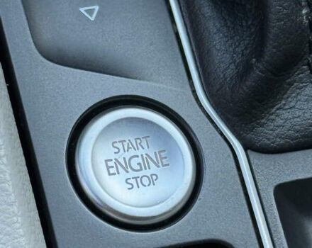 Белый Фольксваген Atlas, объемом двигателя 3.6 л и пробегом 160 тыс. км за 19200 $, фото 18 на Automoto.ua