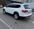 Белый Фольксваген Atlas, объемом двигателя 2 л и пробегом 162 тыс. км за 16000 $, фото 1 на Automoto.ua