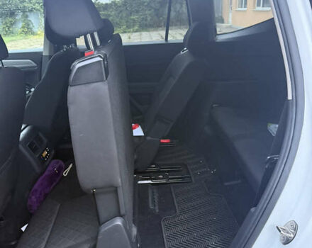 Белый Фольксваген Atlas, объемом двигателя 1.98 л и пробегом 250 тыс. км за 16500 $, фото 10 на Automoto.ua