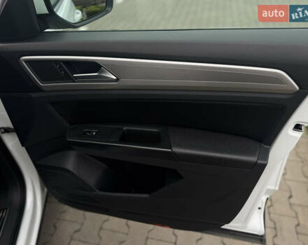 Білий Фольксваген Atlas, об'ємом двигуна 3.6 л та пробігом 111 тис. км за 21400 $, фото 17 на Automoto.ua