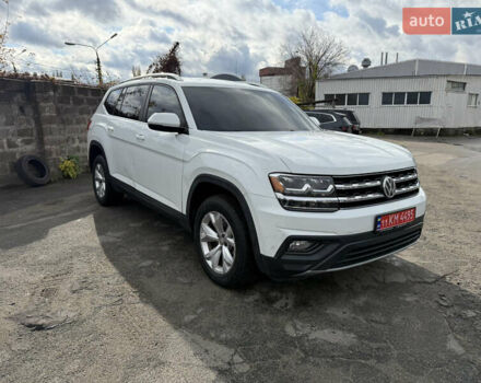 Белый Фольксваген Atlas, объемом двигателя 3.6 л и пробегом 171 тыс. км за 15200 $, фото 2 на Automoto.ua