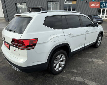 Белый Фольксваген Atlas, объемом двигателя 3.6 л и пробегом 171 тыс. км за 15200 $, фото 6 на Automoto.ua