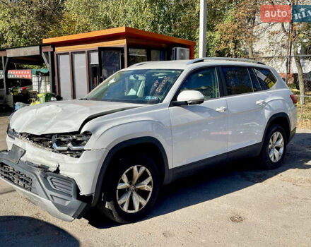 Білий Фольксваген Atlas, об'ємом двигуна 2 л та пробігом 191 тис. км за 10950 $, фото 1 на Automoto.ua