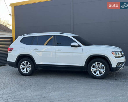 Белый Фольксваген Atlas, объемом двигателя 3.6 л и пробегом 160 тыс. км за 19200 $, фото 7 на Automoto.ua