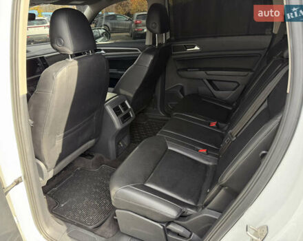 Белый Фольксваген Atlas, объемом двигателя 3.6 л и пробегом 171 тыс. км за 15200 $, фото 10 на Automoto.ua