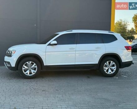 Белый Фольксваген Atlas, объемом двигателя 3.6 л и пробегом 160 тыс. км за 19200 $, фото 4 на Automoto.ua