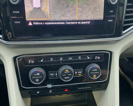 Білий Фольксваген Atlas, об'ємом двигуна 3.6 л та пробігом 114 тис. км за 22280 $, фото 30 на Automoto.ua