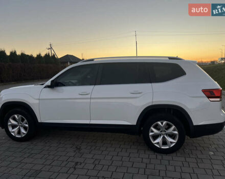 Белый Фольксваген Atlas, объемом двигателя 3.6 л и пробегом 65 тыс. км за 21300 $, фото 7 на Automoto.ua