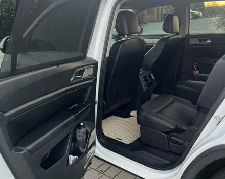 Белый Фольксваген Atlas, объемом двигателя 3.6 л и пробегом 65 тыс. км за 21300 $, фото 10 на Automoto.ua