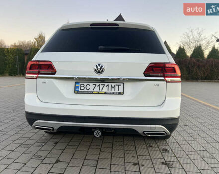 Белый Фольксваген Atlas, объемом двигателя 3.6 л и пробегом 65 тыс. км за 21300 $, фото 5 на Automoto.ua