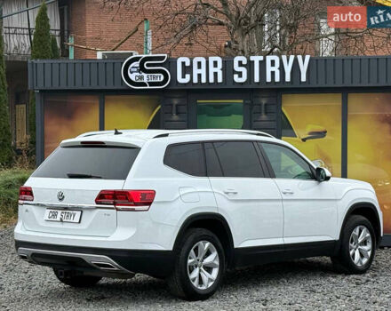 Білий Фольксваген Atlas, об'ємом двигуна 2 л та пробігом 133 тис. км за 17600 $, фото 17 на Automoto.ua
