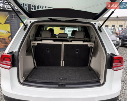 Белый Фольксваген Atlas, объемом двигателя 2 л и пробегом 133 тыс. км за 18200 $, фото 41 на Automoto.ua