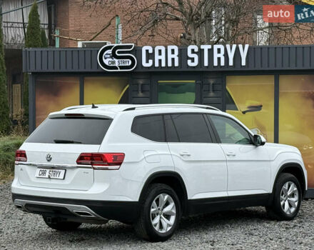 Белый Фольксваген Atlas, объемом двигателя 2 л и пробегом 133 тыс. км за 18200 $, фото 20 на Automoto.ua