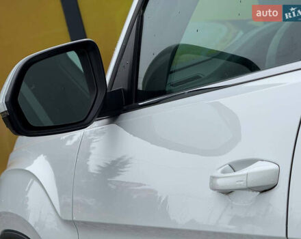 Білий Фольксваген Atlas, об'ємом двигуна 2 л та пробігом 133 тис. км за 17600 $, фото 15 на Automoto.ua