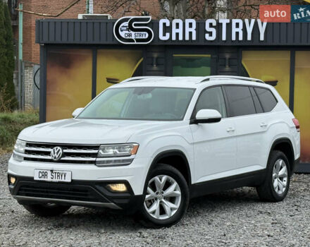 Белый Фольксваген Atlas, объемом двигателя 2 л и пробегом 133 тыс. км за 18200 $, фото 5 на Automoto.ua