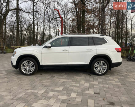 Білий Фольксваген Atlas, об'ємом двигуна 3.6 л та пробігом 114 тис. км за 22280 $, фото 14 на Automoto.ua