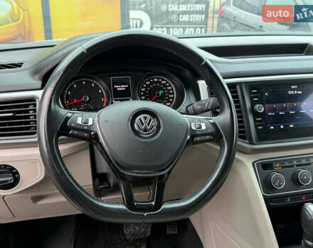 Білий Фольксваген Atlas, об'ємом двигуна 2 л та пробігом 133 тис. км за 17600 $, фото 47 на Automoto.ua