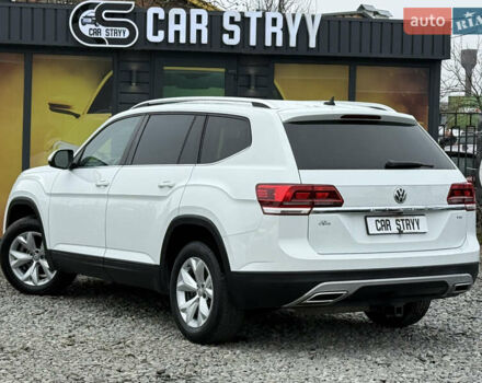 Белый Фольксваген Atlas, объемом двигателя 2 л и пробегом 133 тыс. км за 18200 $, фото 15 на Automoto.ua