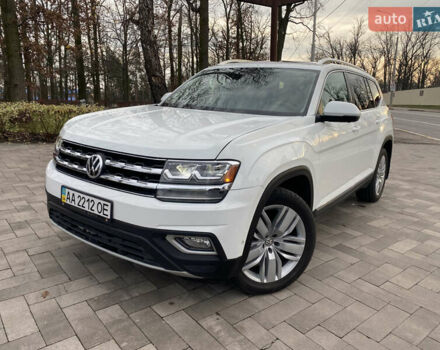 Білий Фольксваген Atlas, об'ємом двигуна 3.6 л та пробігом 114 тис. км за 22280 $, фото 1 на Automoto.ua