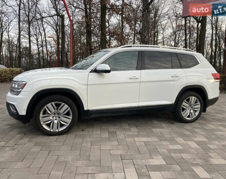 Білий Фольксваген Atlas, об'ємом двигуна 3.6 л та пробігом 114 тис. км за 22280 $, фото 3 на Automoto.ua