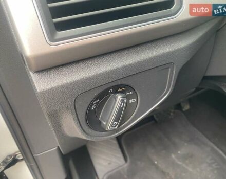 Белый Фольксваген Atlas, объемом двигателя 3.6 л и пробегом 174 тыс. км за 21500 $, фото 16 на Automoto.ua