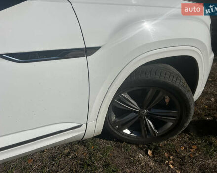 Фольксваген Atlas 2019 в Днепре (Днепропетровске) на Automoto.ua Белый Фольксваген Atlas, объемом двигателя 3.6 л и пробегом 95 тыс. км за 26000 $, фото 5 на Automoto.ua