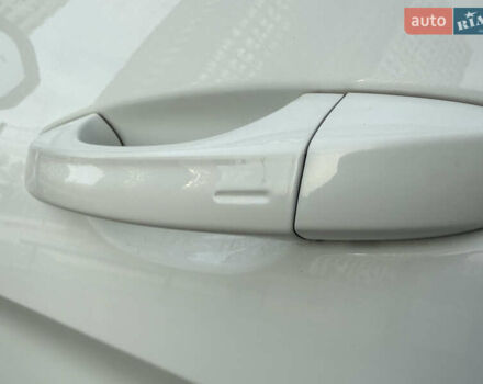 Білий Фольксваген Atlas, об'ємом двигуна 3.6 л та пробігом 78 тис. км за 22555 $, фото 30 на Automoto.ua