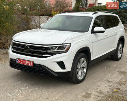 Белый Фольксваген Atlas, объемом двигателя 3.6 л и пробегом 82 тыс. км за 28000 $, фото 7 на Automoto.ua