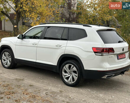 Белый Фольксваген Atlas, объемом двигателя 3.6 л и пробегом 82 тыс. км за 28000 $, фото 11 на Automoto.ua