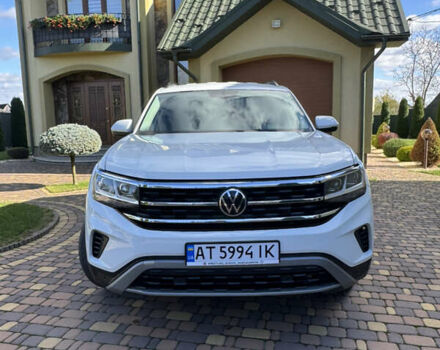 Белый Фольксваген Atlas, объемом двигателя 3.6 л и пробегом 120 тыс. км за 28999 $, фото 2 на Automoto.ua