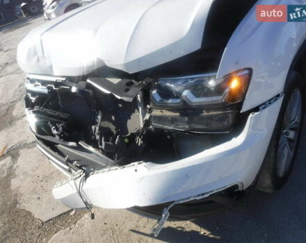 Білий Фольксваген Atlas, об'ємом двигуна 3.6 л та пробігом 173 тис. км за 12500 $, фото 45 на Automoto.ua