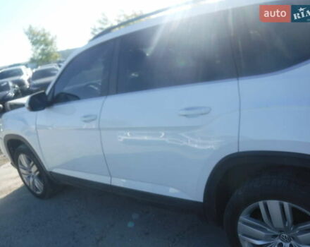 Білий Фольксваген Atlas, об'ємом двигуна 3.6 л та пробігом 173 тис. км за 12500 $, фото 49 на Automoto.ua