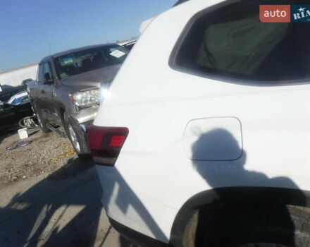 Білий Фольксваген Atlas, об'ємом двигуна 3.6 л та пробігом 173 тис. км за 12500 $, фото 48 на Automoto.ua