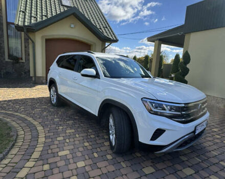 Белый Фольксваген Atlas, объемом двигателя 3.6 л и пробегом 120 тыс. км за 28999 $, фото 3 на Automoto.ua